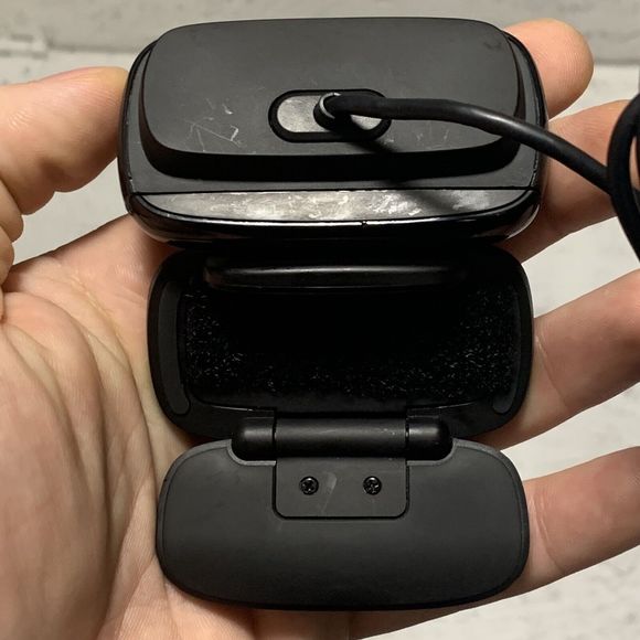 Logitech HD 1080p Webcam V-U0027 Great Picture Tested Works Really Well! - Picture 5 of 10